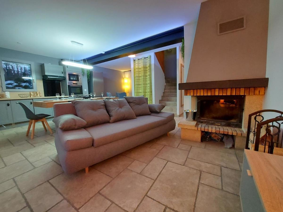 Entre Lac Et Montagne, Chaleureuse Maison 3 Pieces Avec Tres Belle Vue Lac D'Annecy. Terrasse, Jardin, Parking, Cheminee, Barbecue …. Saint-Jorioz Ngoại thất bức ảnh